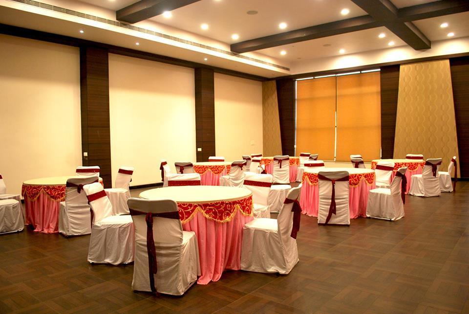 Hotel Suncity Palace Jharsuguda Экстерьер фото